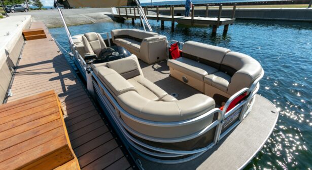 Pontoon 2